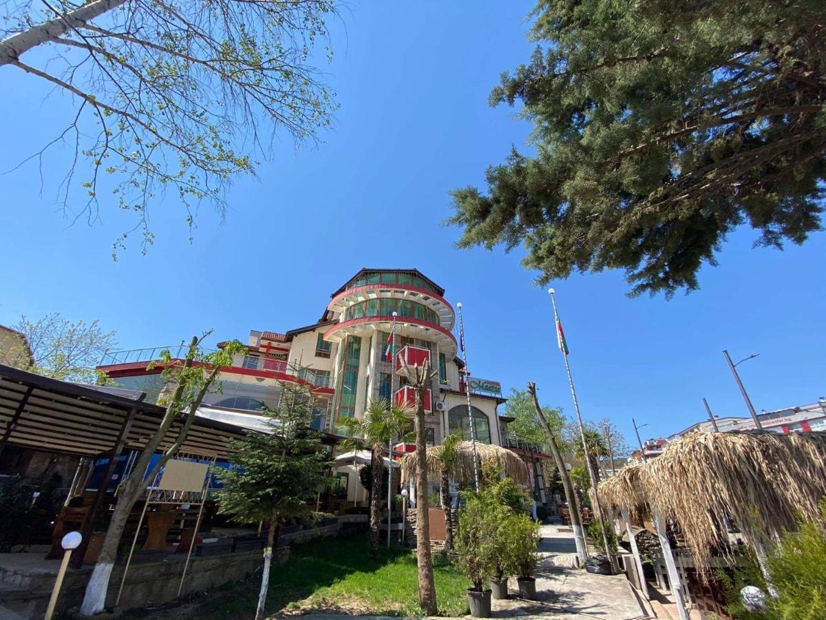 Meatsa Hotel Kurdzhali ภายนอก รูปภาพ