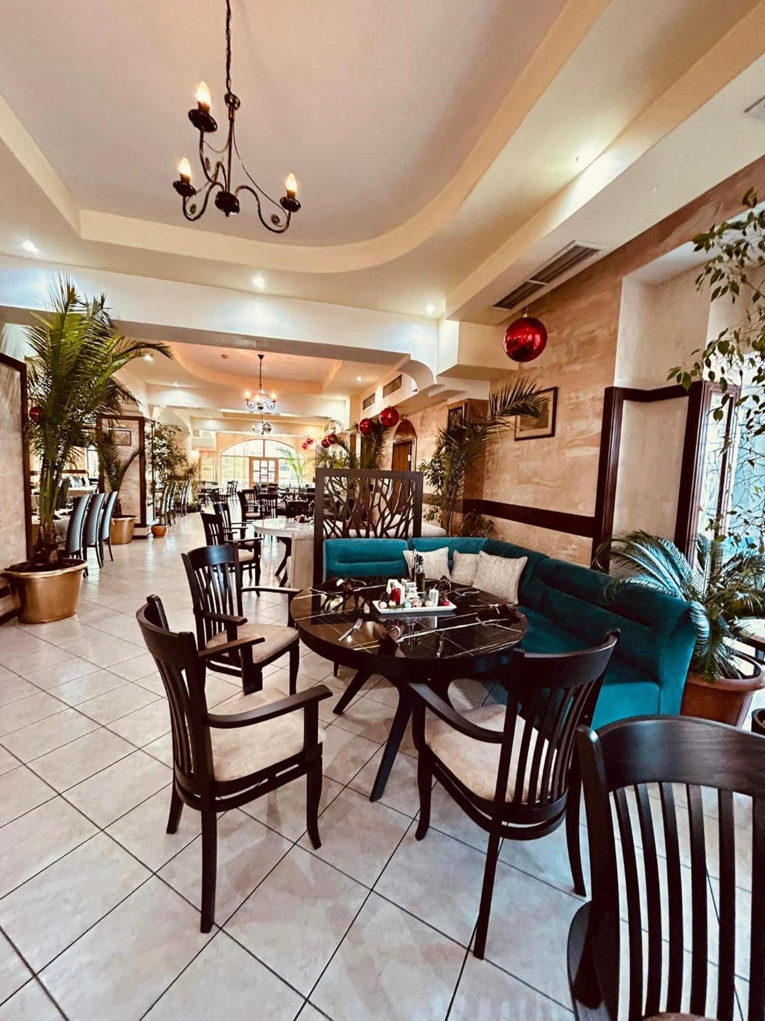 Meatsa Hotel Kurdzhali ภายนอก รูปภาพ